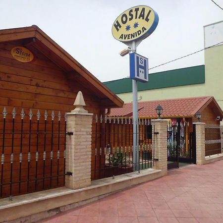 Hostal Gran Avenida Таранкон Екстер'єр фото