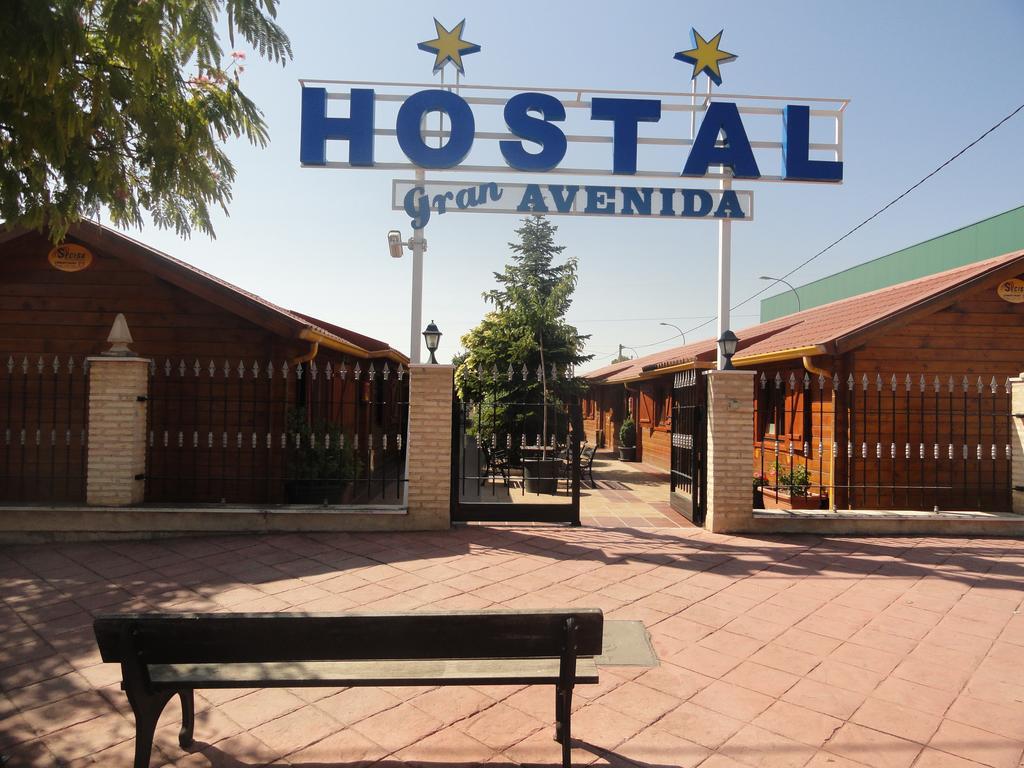 Hostal Gran Avenida Таранкон Екстер'єр фото